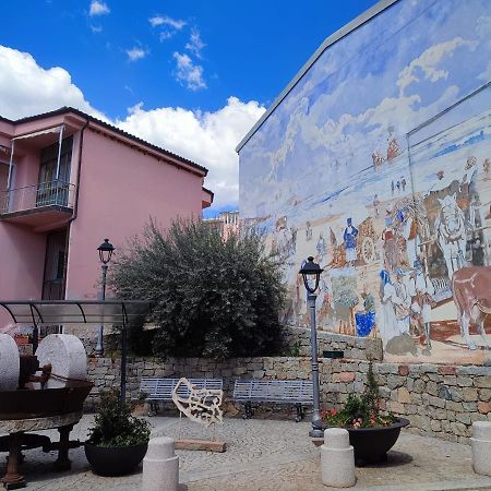 La Corte Dei Baroni Loceri Exterior foto