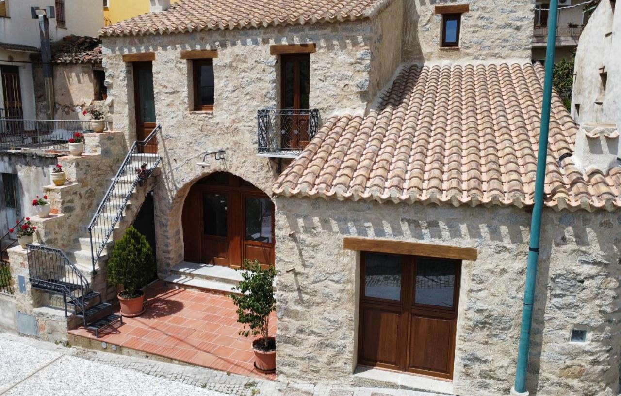 La Corte Dei Baroni Loceri Exterior foto