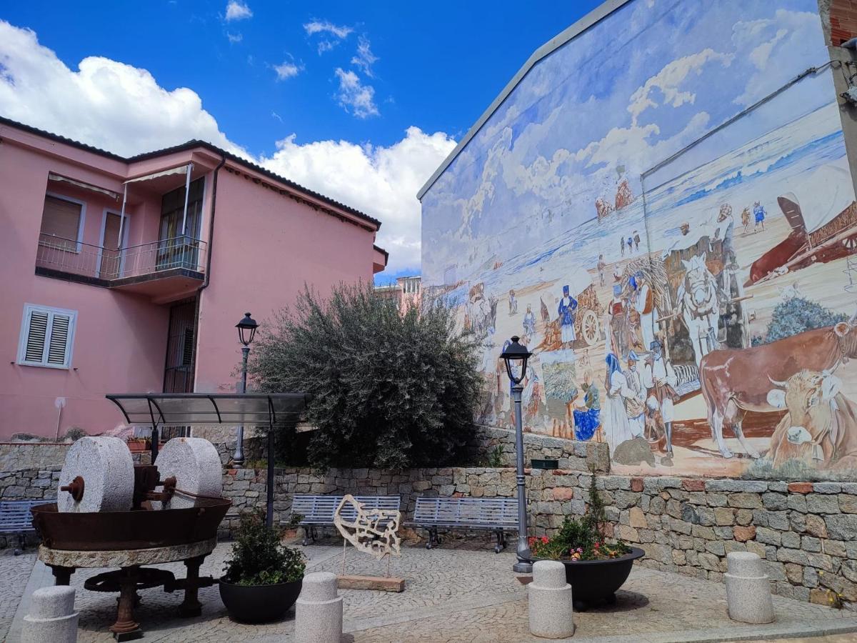 La Corte Dei Baroni Loceri Exterior foto